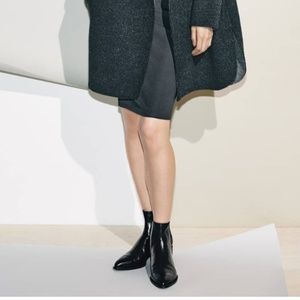 VINCE Yarmon Almond Toe Calfskin Chelsea Boot 38/8